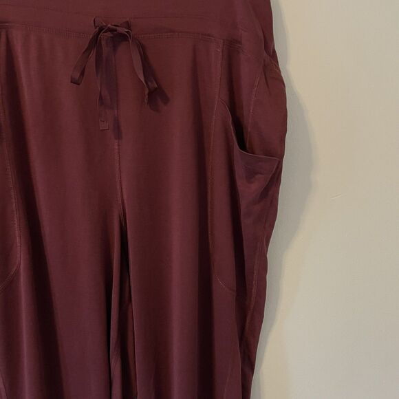 Women’s Fabletics Sleek Knit Drawstring Joggers Sz 2X - Picture 8 of 9